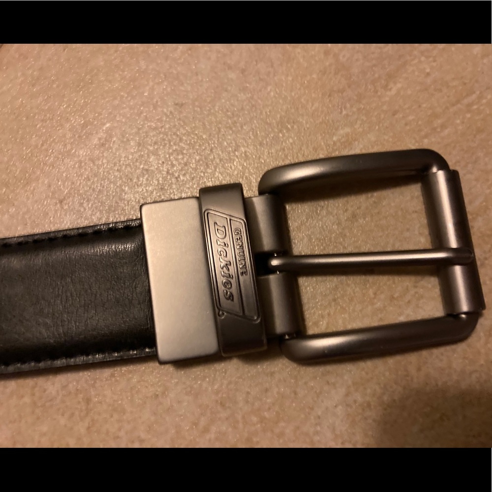 Genuine Dickies Reversible Belt - Picture 2 of 6